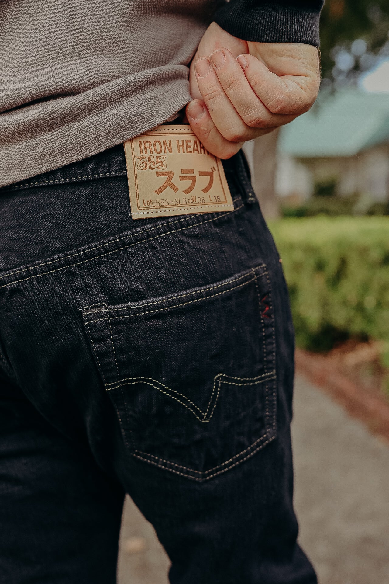 16oz Slubby Selvedge Denim Super Slim Cut Jeans - Indigo Overdyed Black IH-555S-SLBod