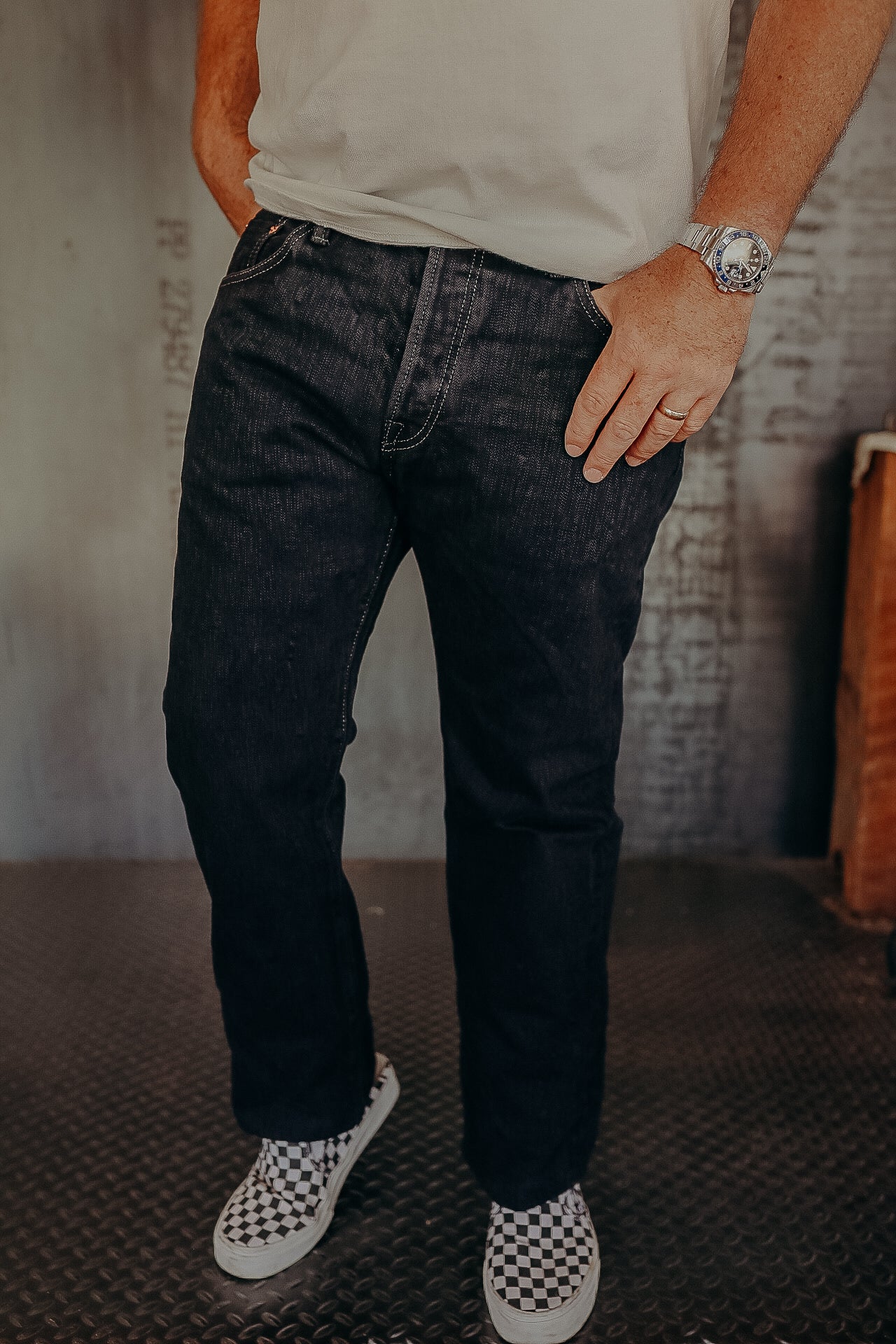 16oz Slubby Selvedge Denim Straight Cut Jeans - Indigo Overdyed Black IH-634S-SLBod