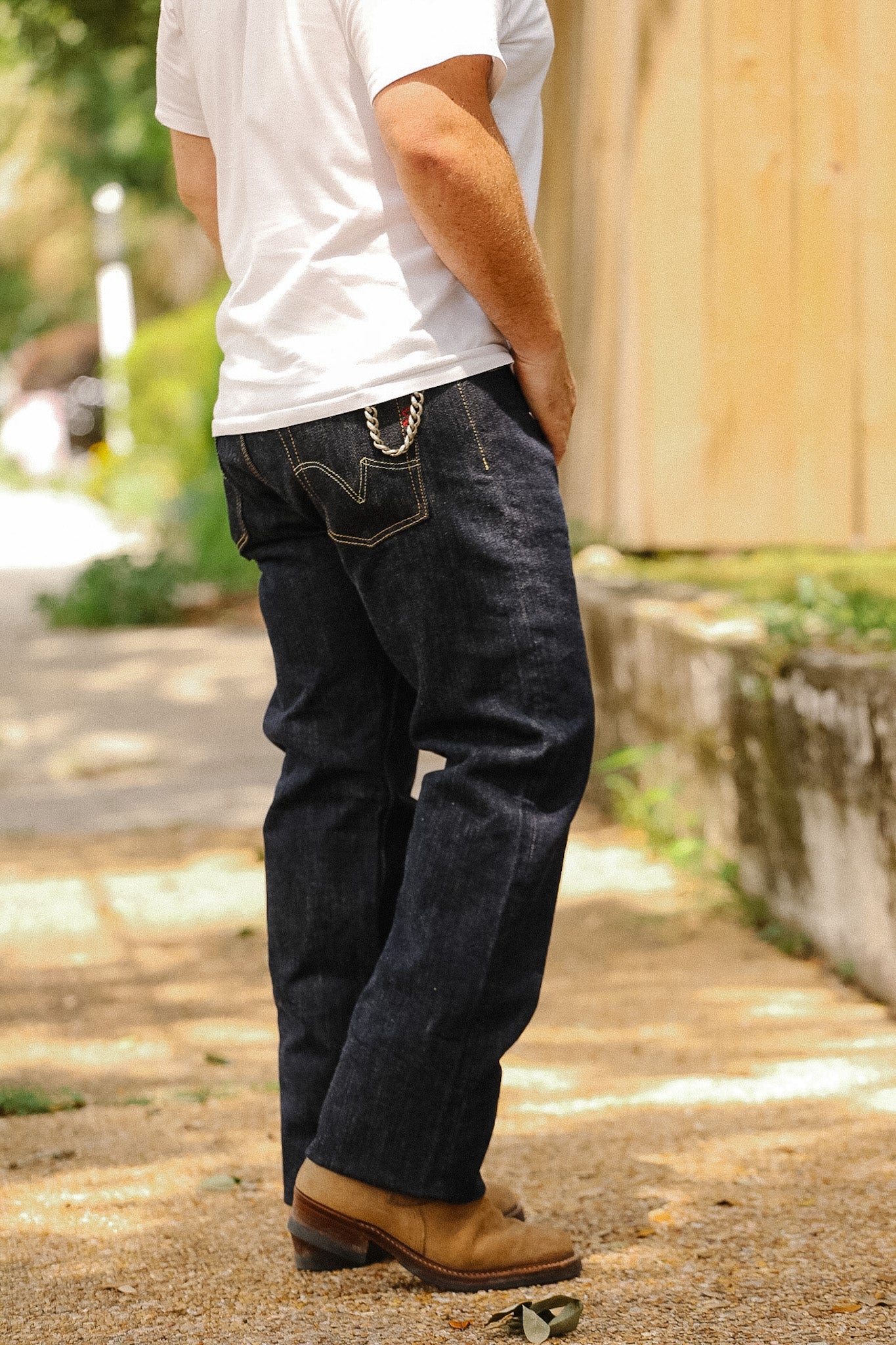 IRON HEART 634S 21oz SELVEDGE ストレートデニム IH-634S Iron Heart 21oz Selvedge Denim Straight Cut - Indigo