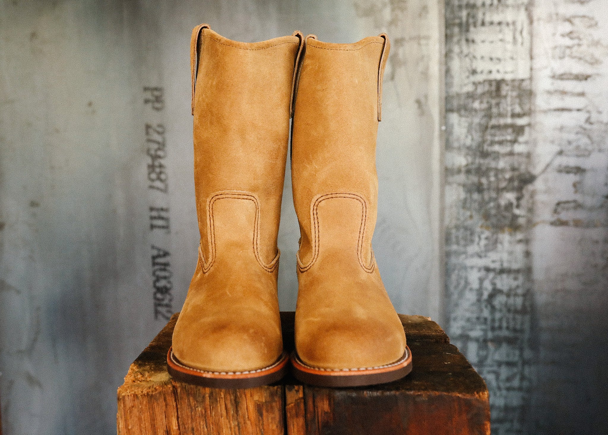 11 Inch Peco- Hawthorne Muleskinner (8060) – Iron Shop Provisions