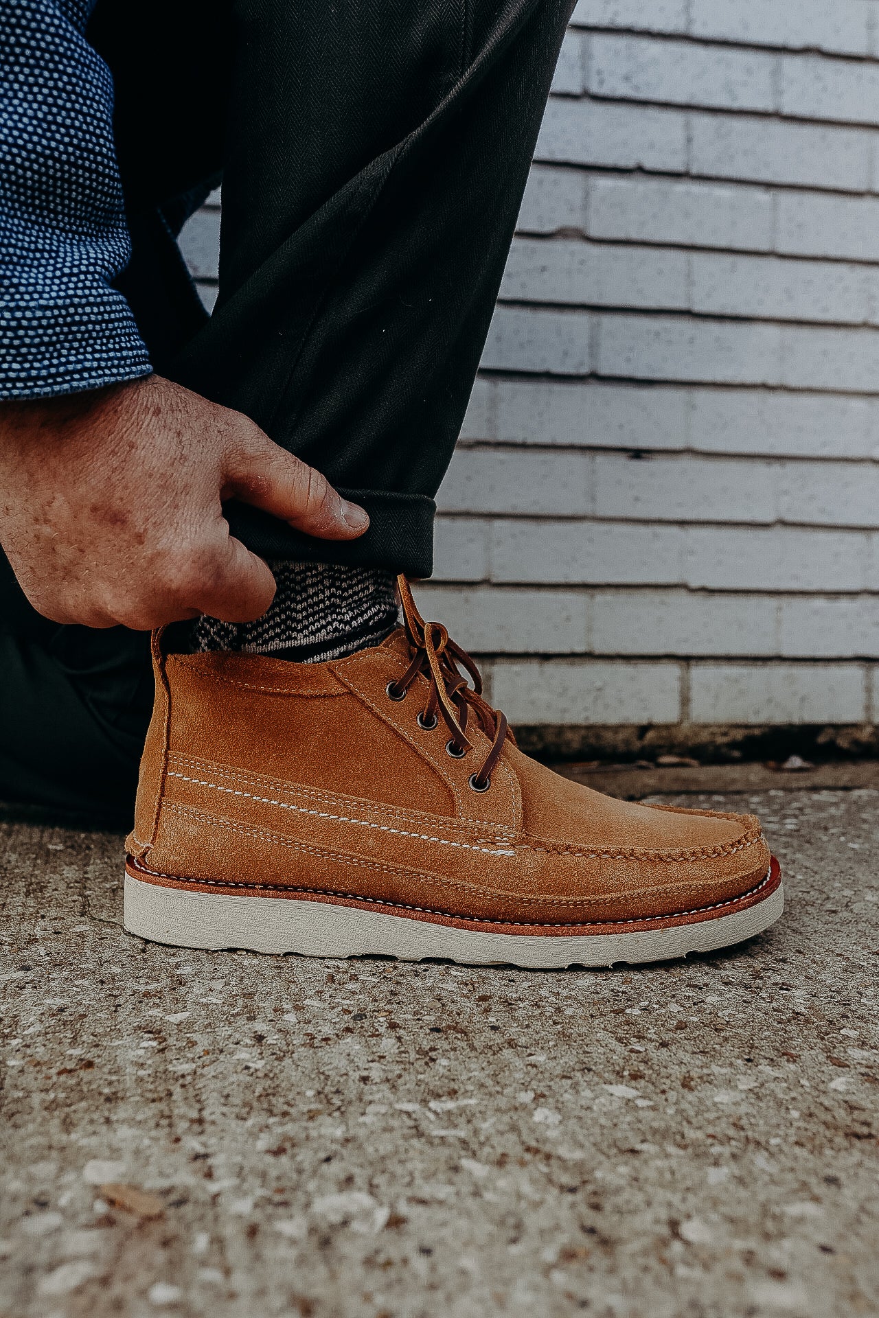 Scout Boot in Toast Suede