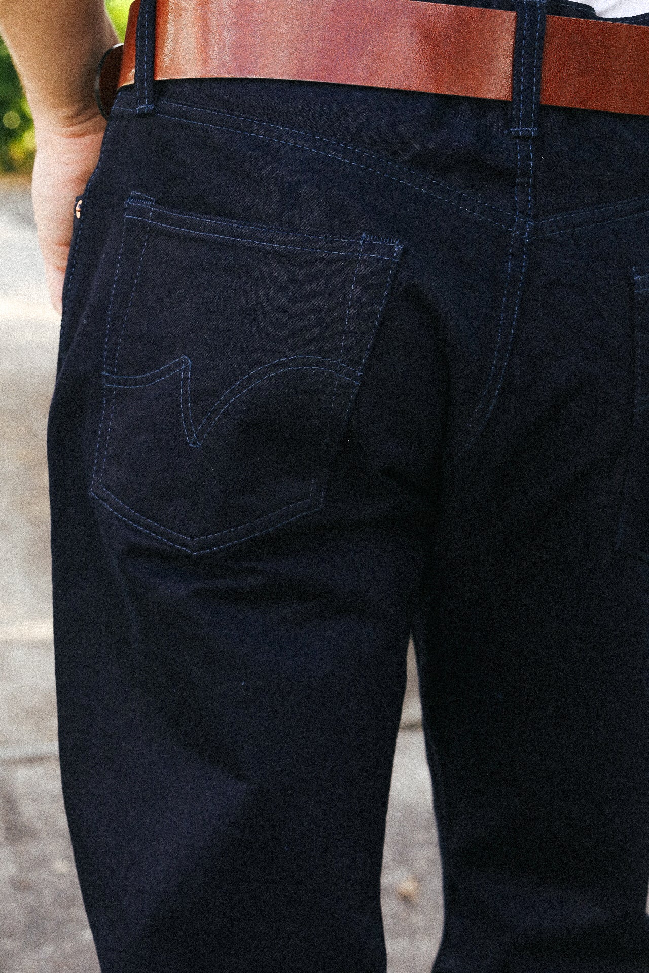 14oz Selvedge Denim Medium/High Rise Tapered Cut Jeans - Indigo 