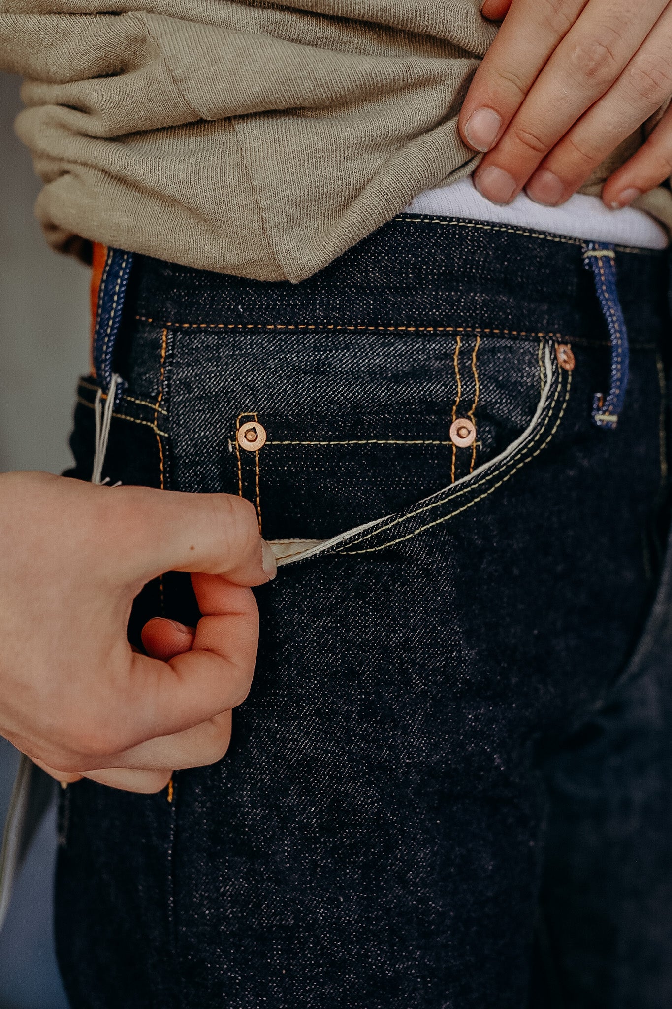 Studio D'artisan Salesman Jean-(D1862) – Iron Shop Provisions Studio D'artisan Salesman Jean-(D1862) – Iron Shop Provisions