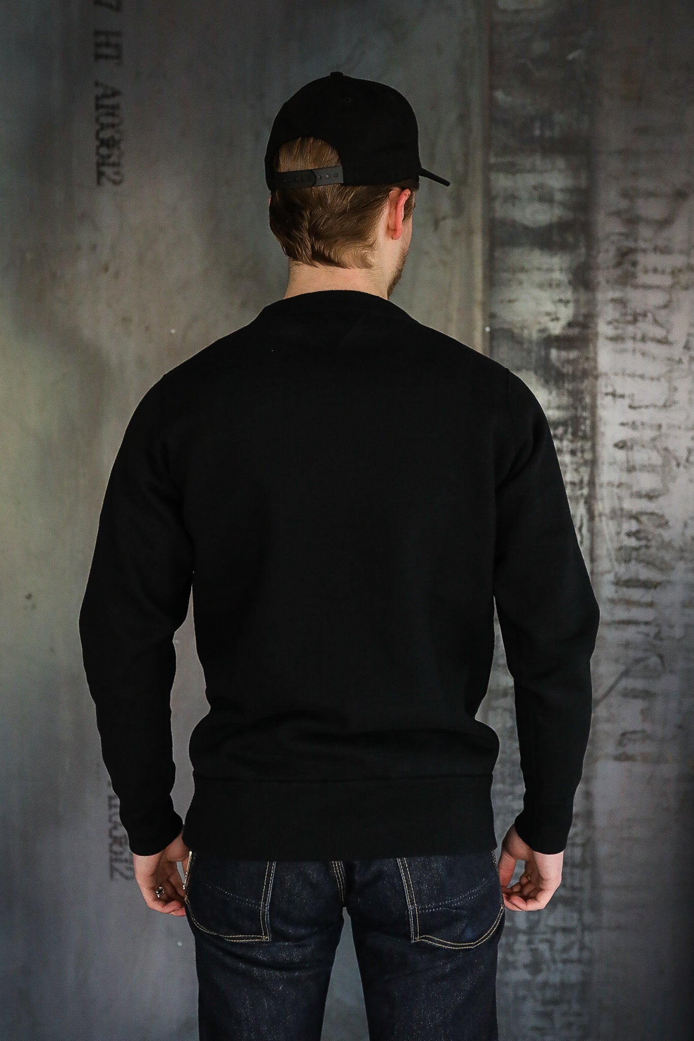 14oz Ultra Heavyweight Loopwheel Cotton Crew Neck Sweat - Black IHSW-69L-BLK