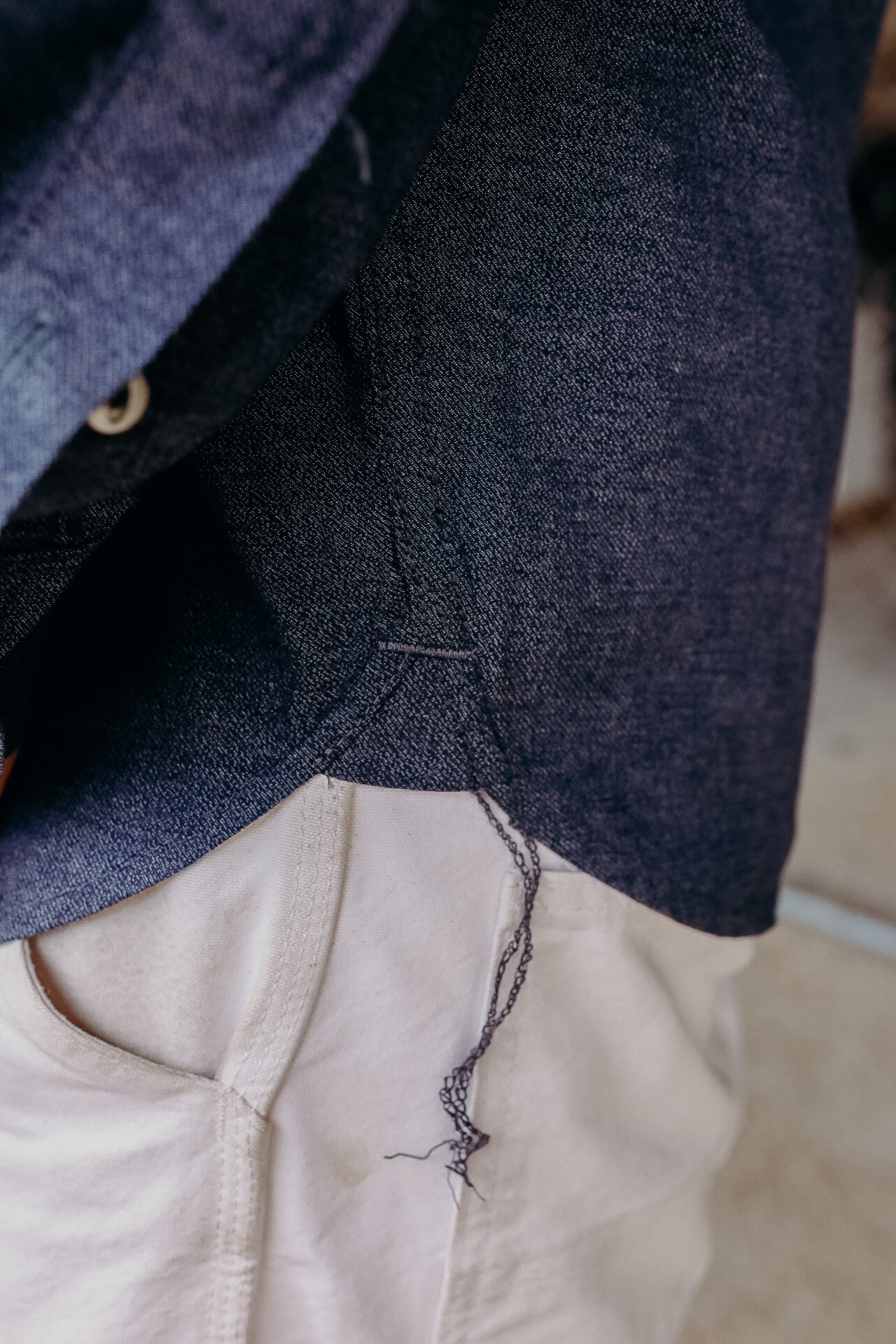 scout- NAVY chambray LS NEW