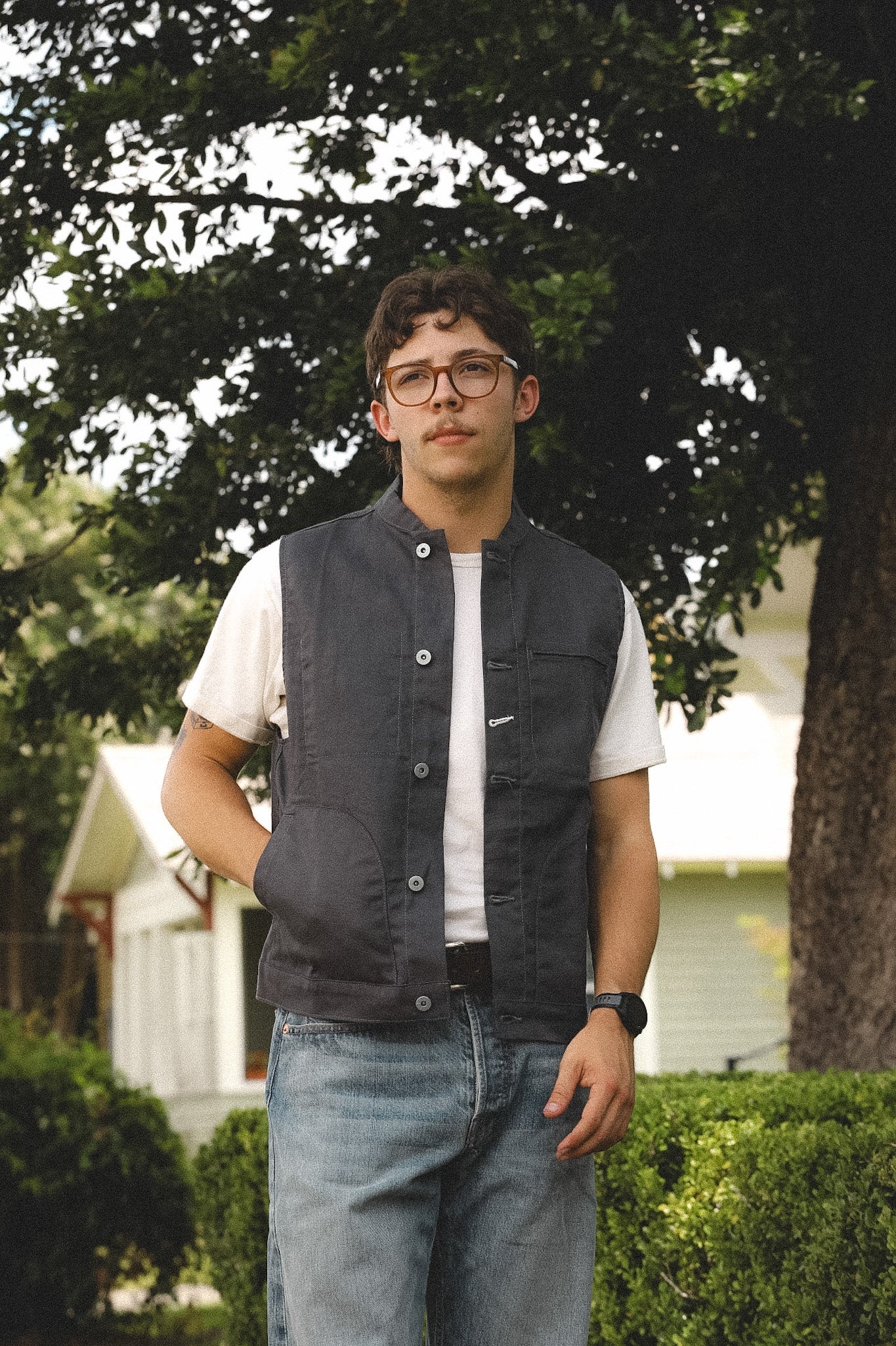 Rogue Territory Supply Vest Dry Wax Canvas- Gray