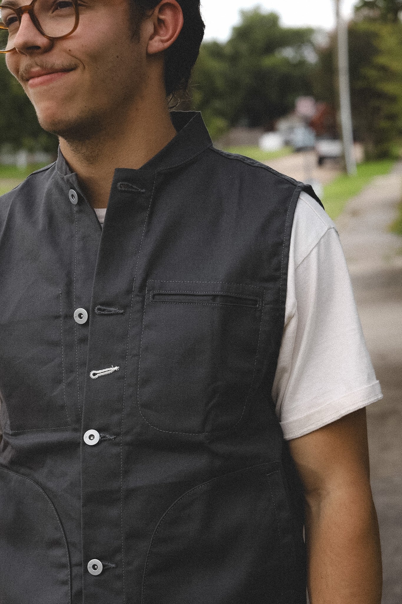 Rogue Territory Supply Vest Dry Wax Canvas- Gray