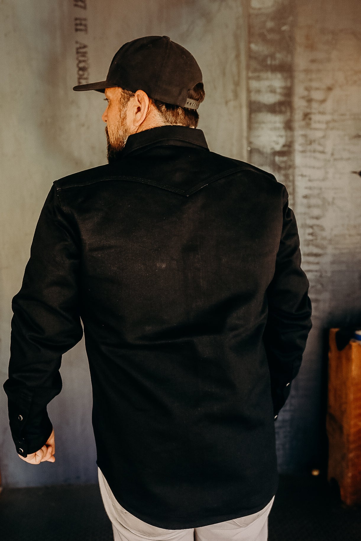 16oz Non-Selvedge Denim Western Shirt - Superblack (Fades To Grey)