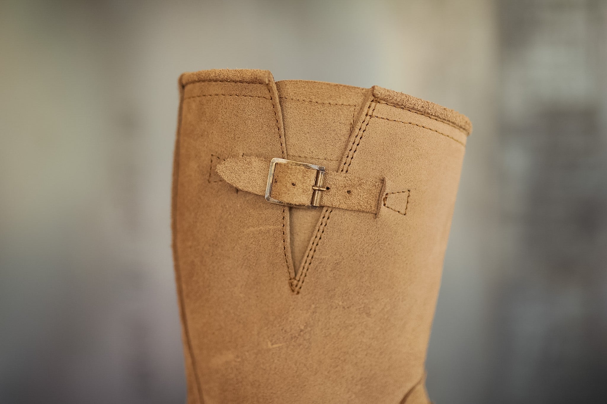 LK-003 John Lofgren Wabash Engineer Boots- Roughout Natural