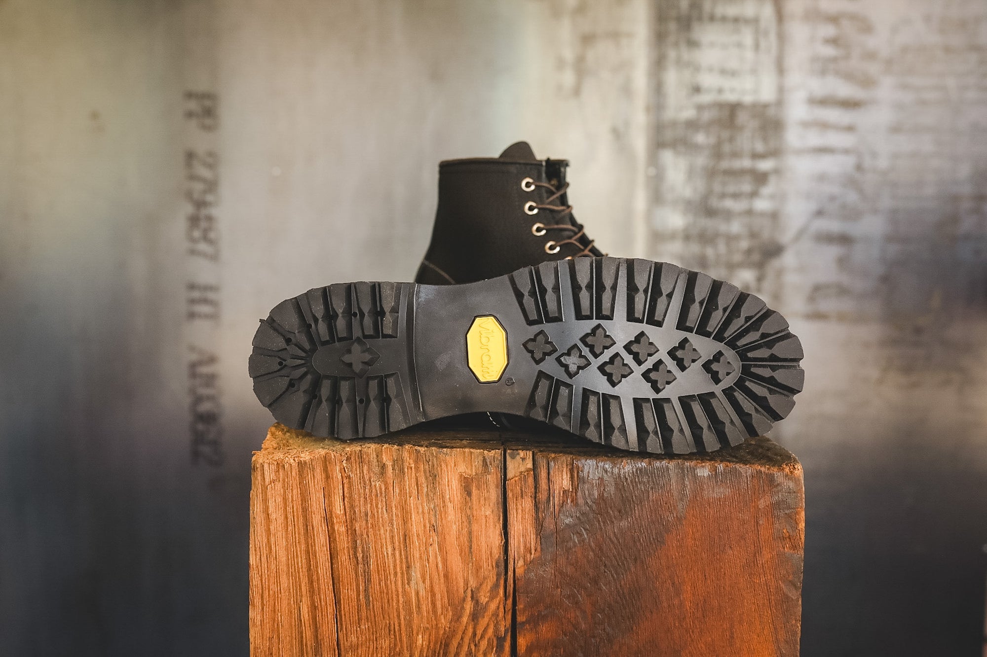 2949 Red Wing 6-Inch Roughneck Moc Toe- Black Oil Slick Leather