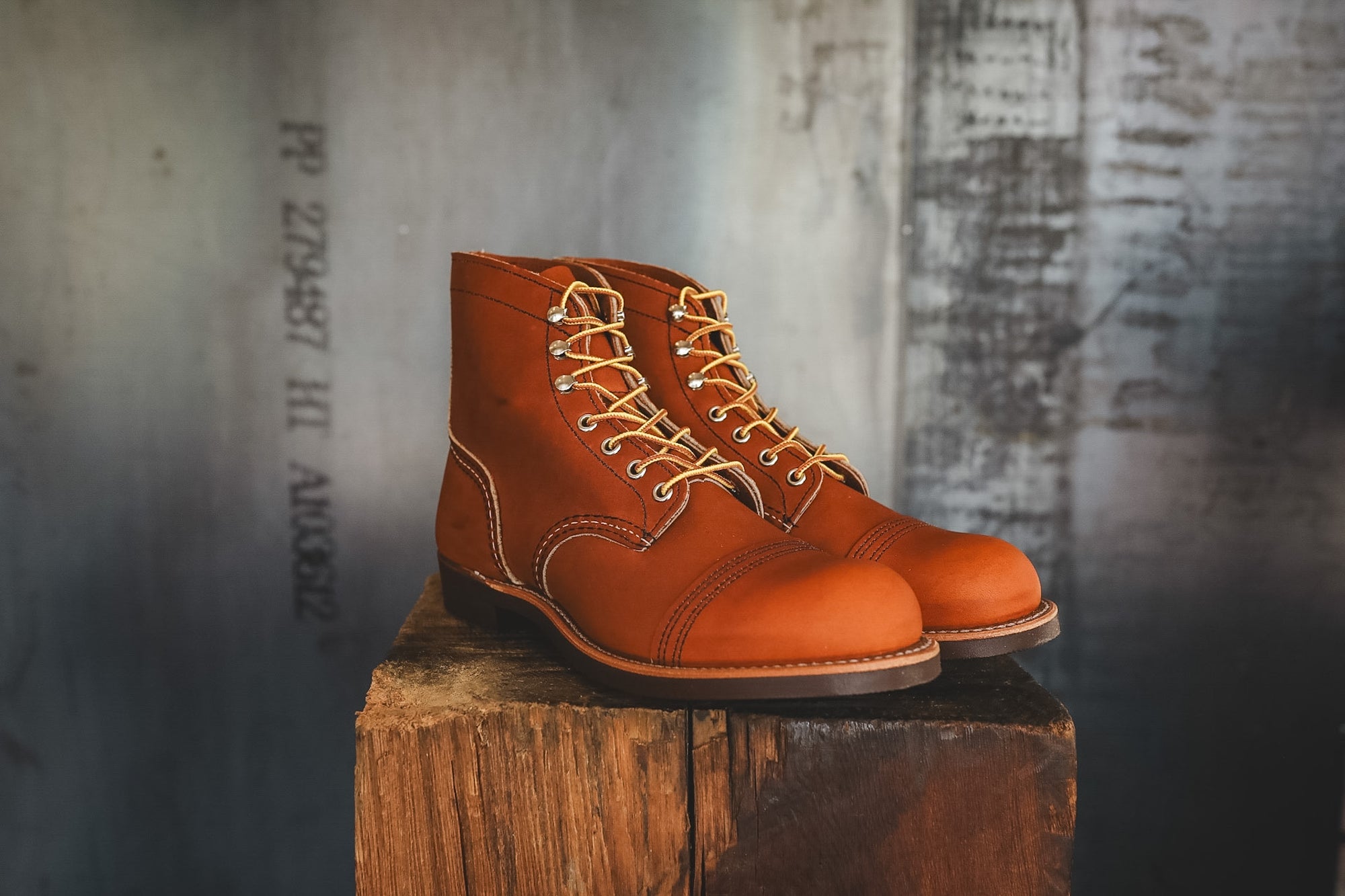 8000 Red Wing 6-Inch Iron Ranger- Oro Legacy