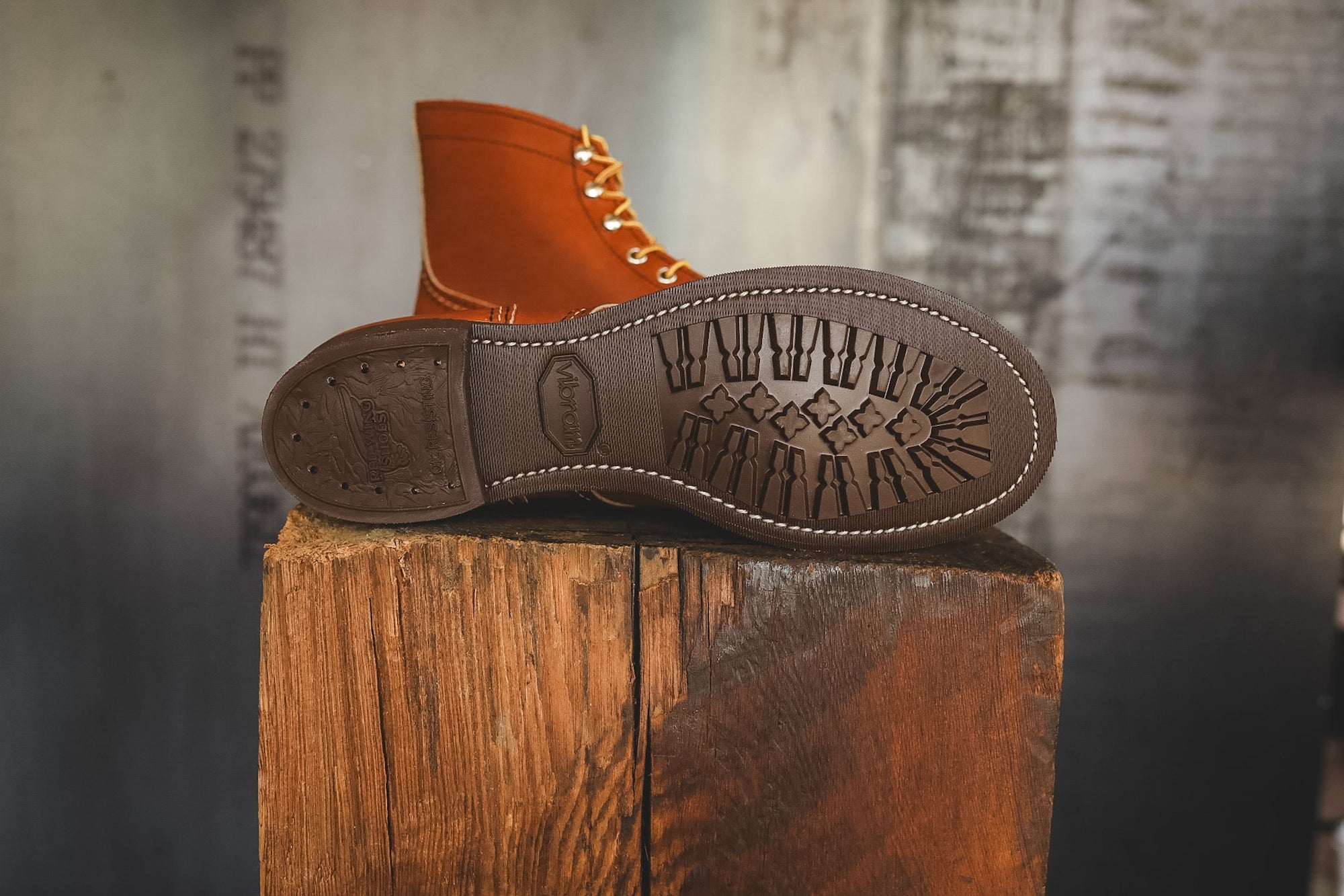 8000 Red Wing 6-Inch Iron Ranger- Oro Legacy