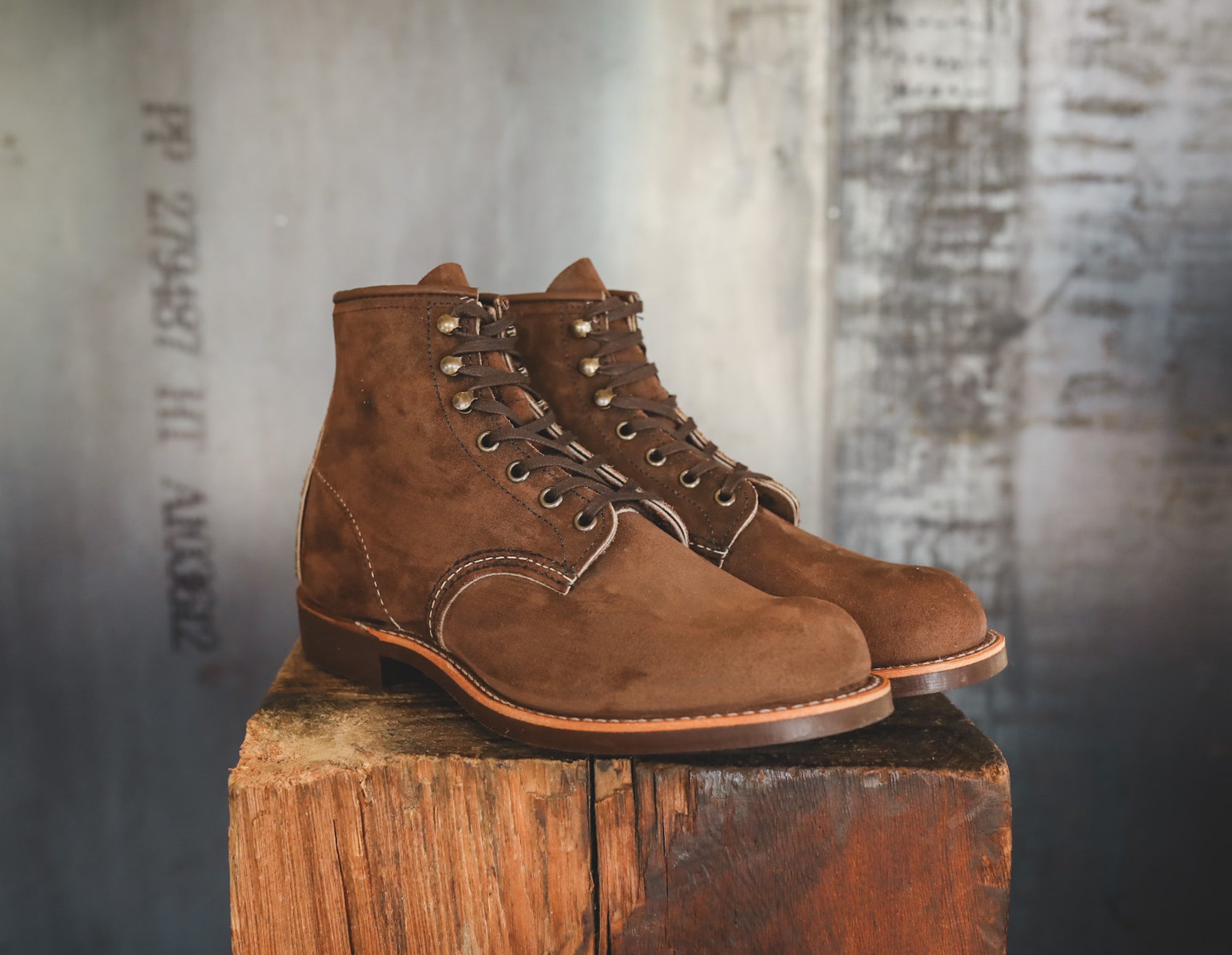 3339 Red Wing 6-Inch Blacksmith- Chocolate Muleskinner