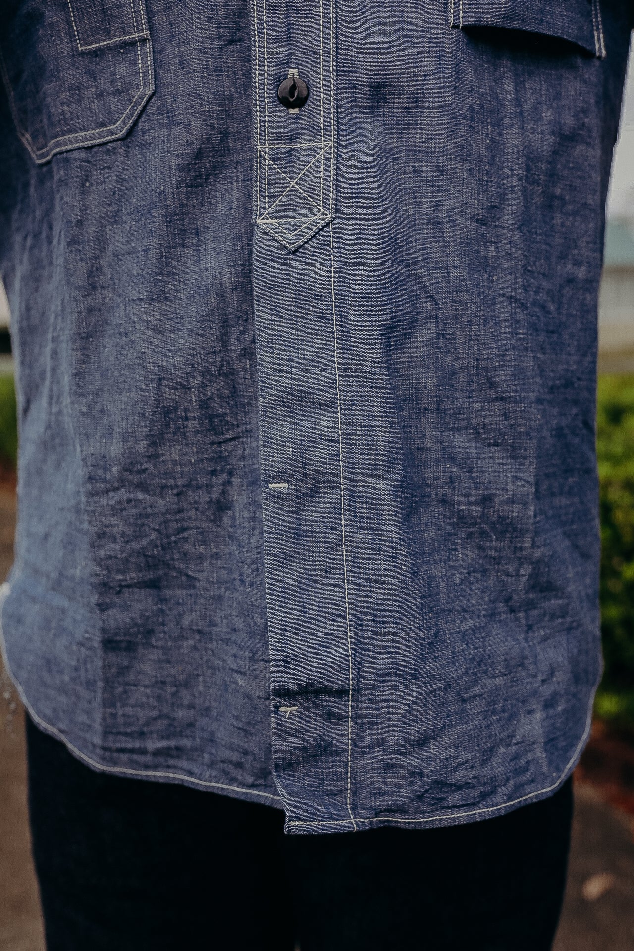Studio D'artisan SELVEDGE CHAMBRAY WORK SHIRT (5333A) – Iron Studio D'artisan SELVEDGE CHAMBRAY WORK SHIRT (5333A) – Iron