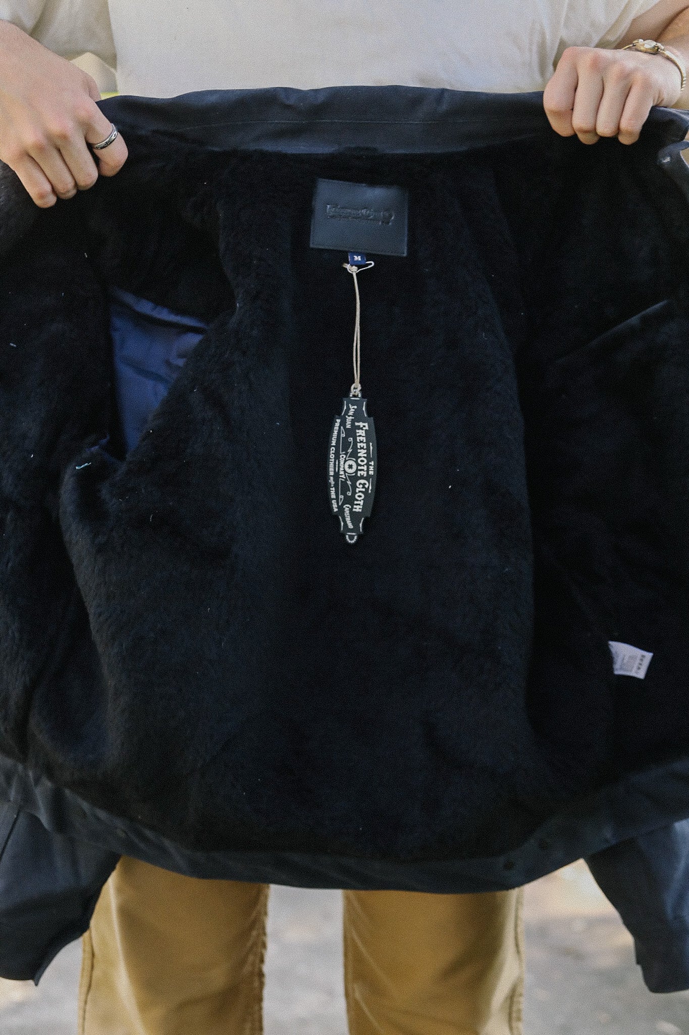 RJ-1 Heavy Alpaca Lined- Black