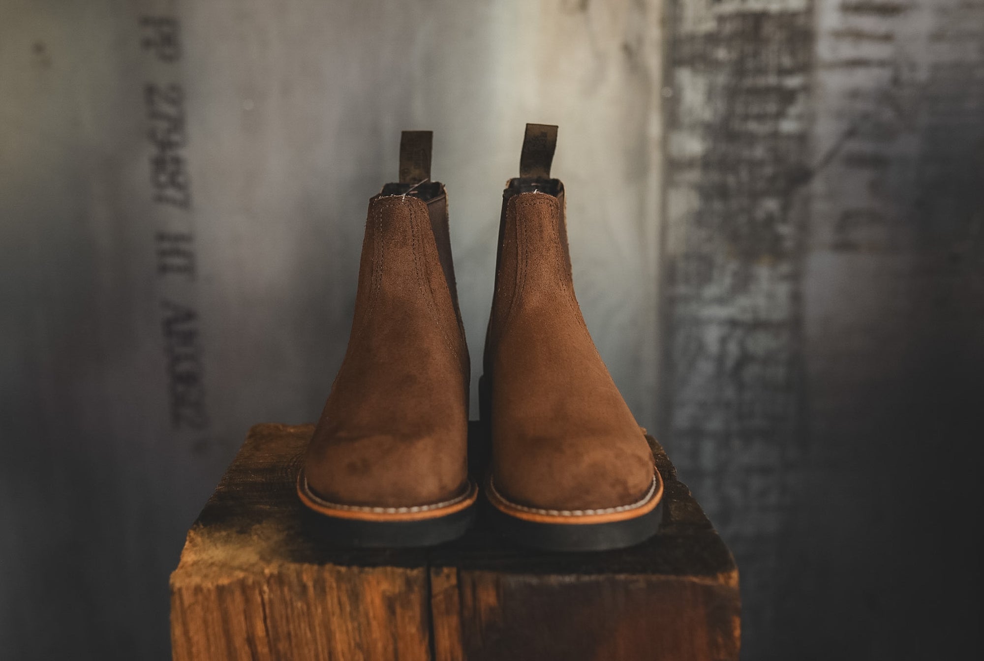 3195 Red Wing 6-Inch Classic Chelsea- Chocolate Muleskinner