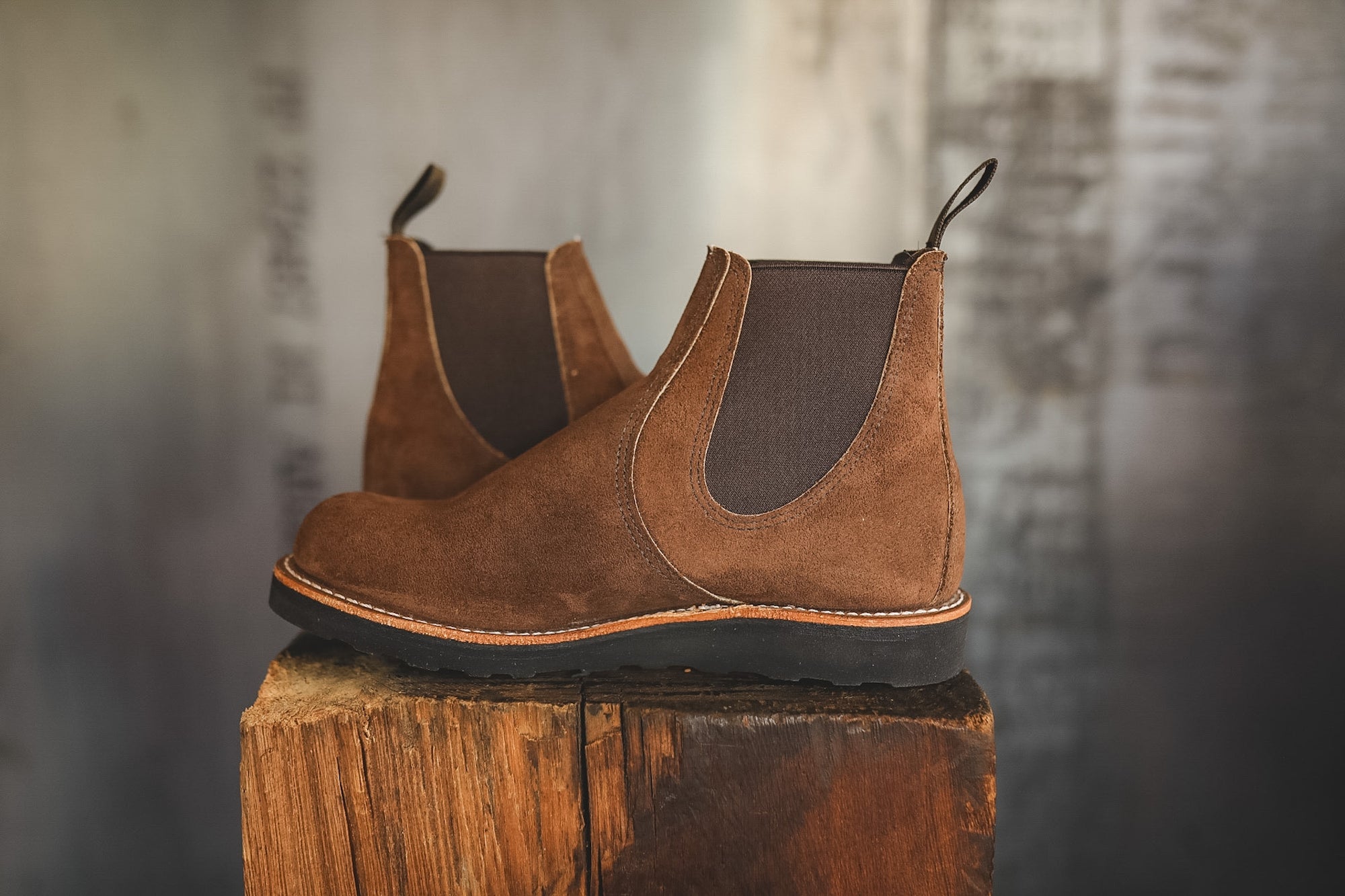 3195 Red Wing 6-Inch Classic Chelsea- Chocolate Muleskinner
