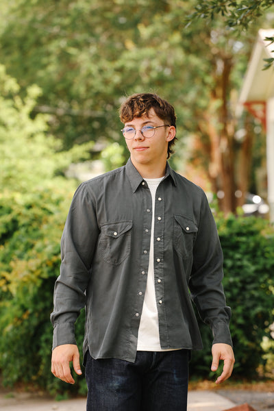 Tencel Gabardine Pearl Snap Shirt - Faded Black – Iron Shop Provisions