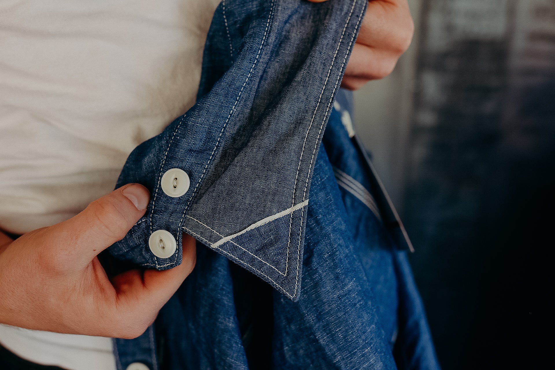 CHAMBRAY WORK SHIRT