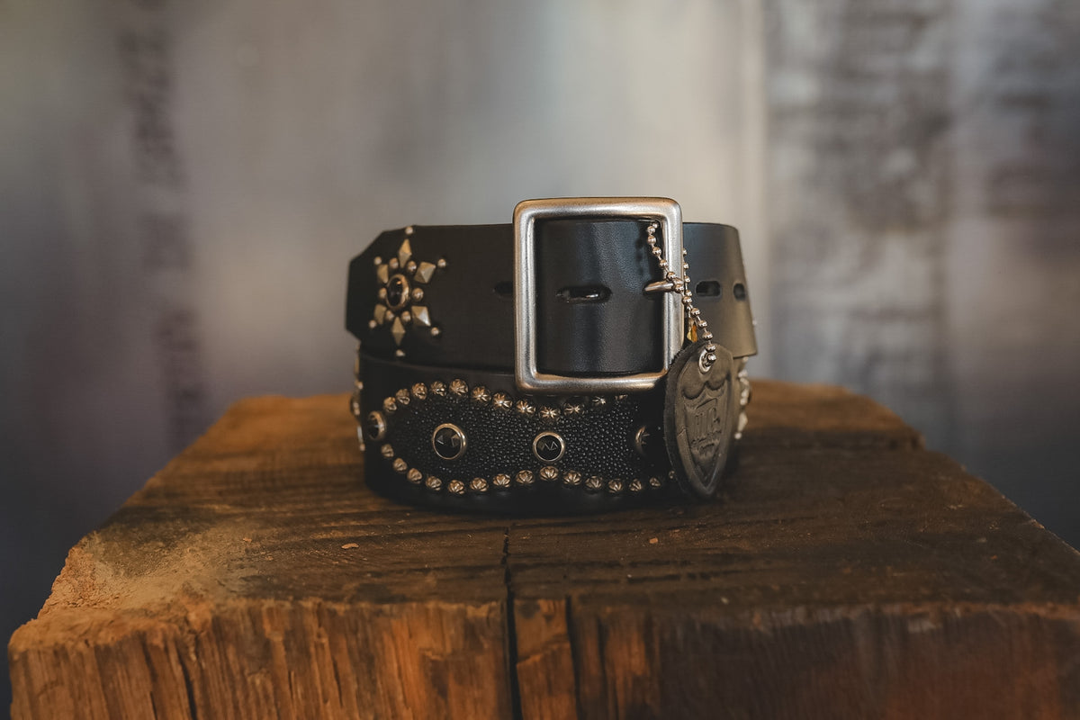 Hollywood Trading Co. Studded Stingray Peanut Belt- Black/Black