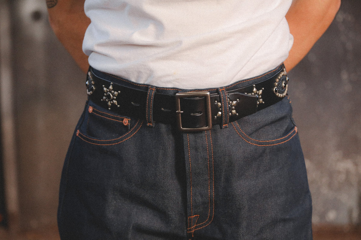 Hollywood Trading Co. Studded Stingray Peanut Belt- Black/Black