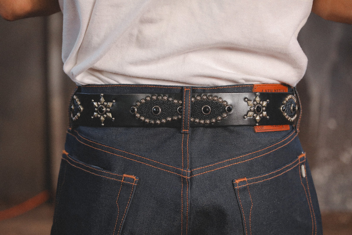 Hollywood Trading Co. Studded Stingray Peanut Belt- Black/Black