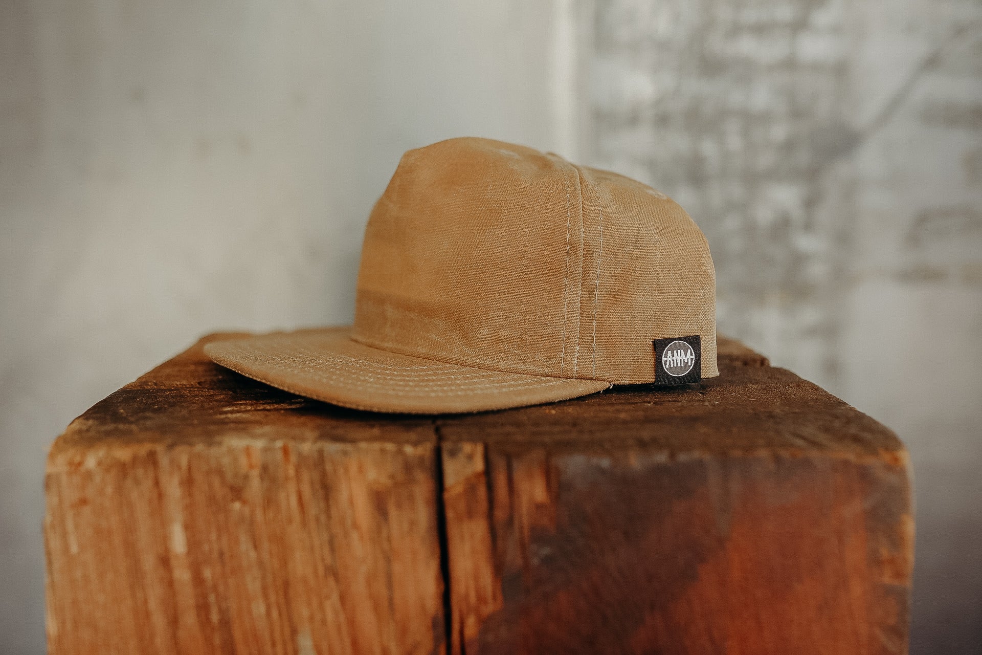 Waxed Vintage Trucker- Camel