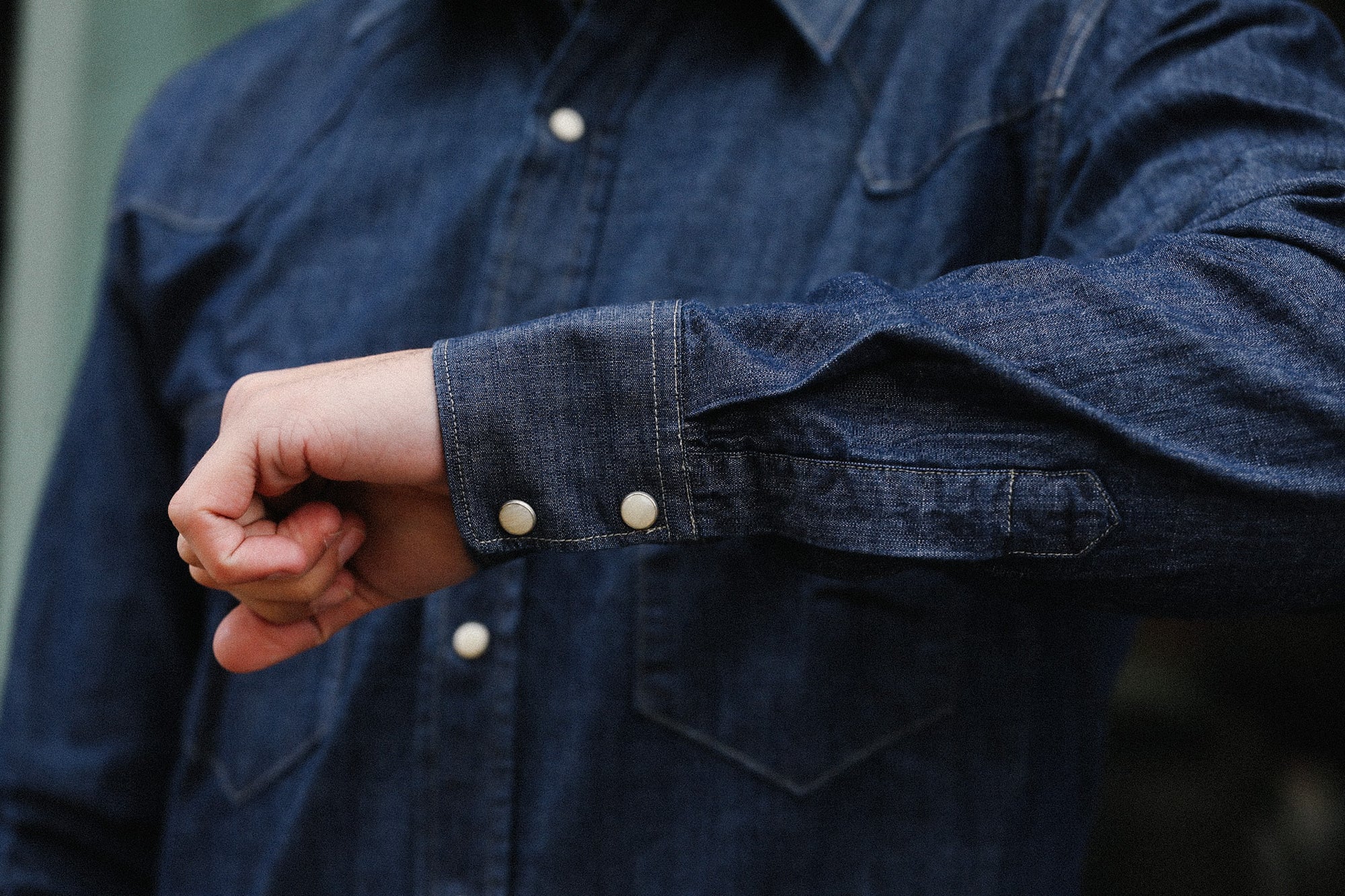 Sideras Shirt- Indigo Chambray