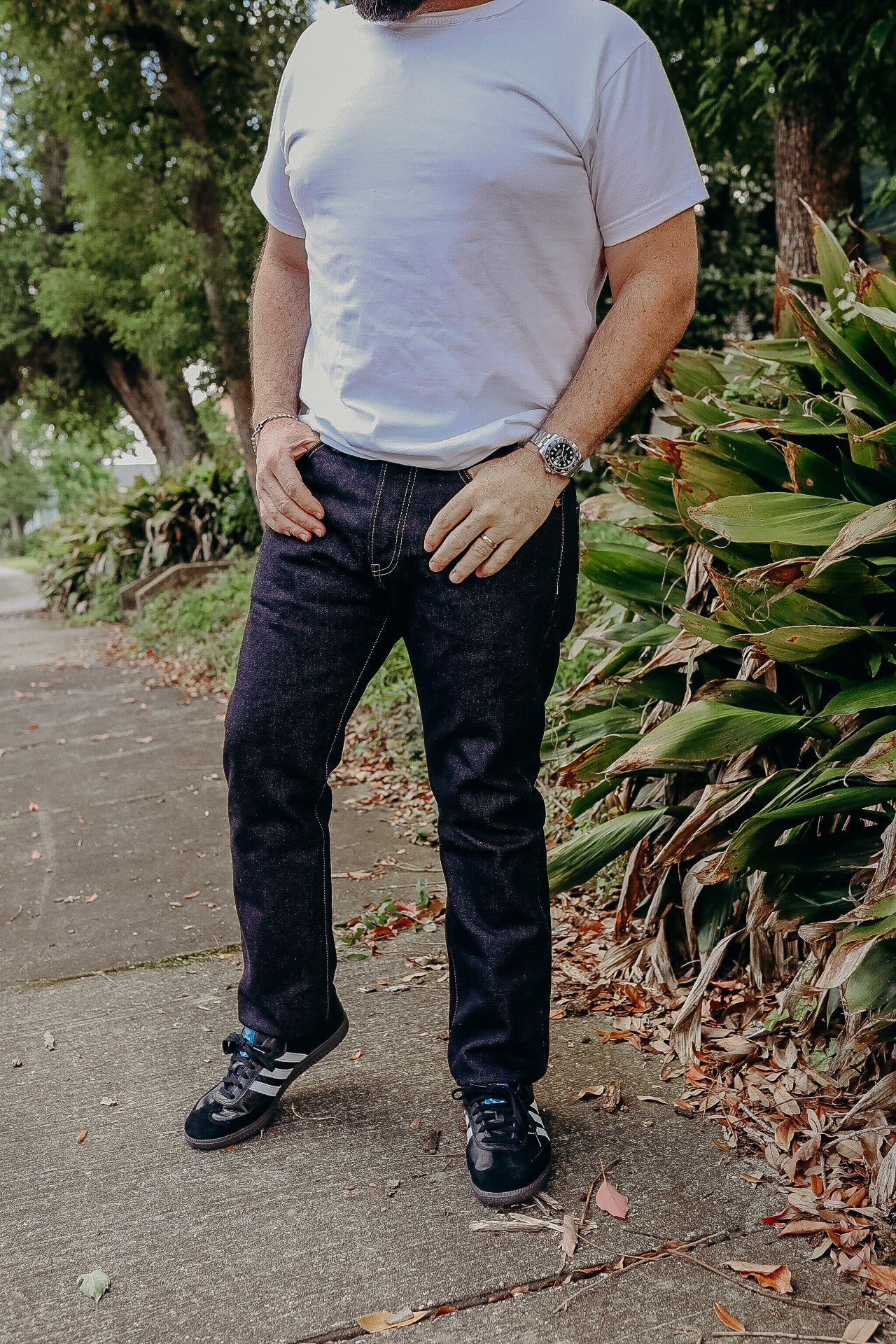 14oz 555 Broken Twill Selvedge Denim Super Slim Cut Jeans - Indigo