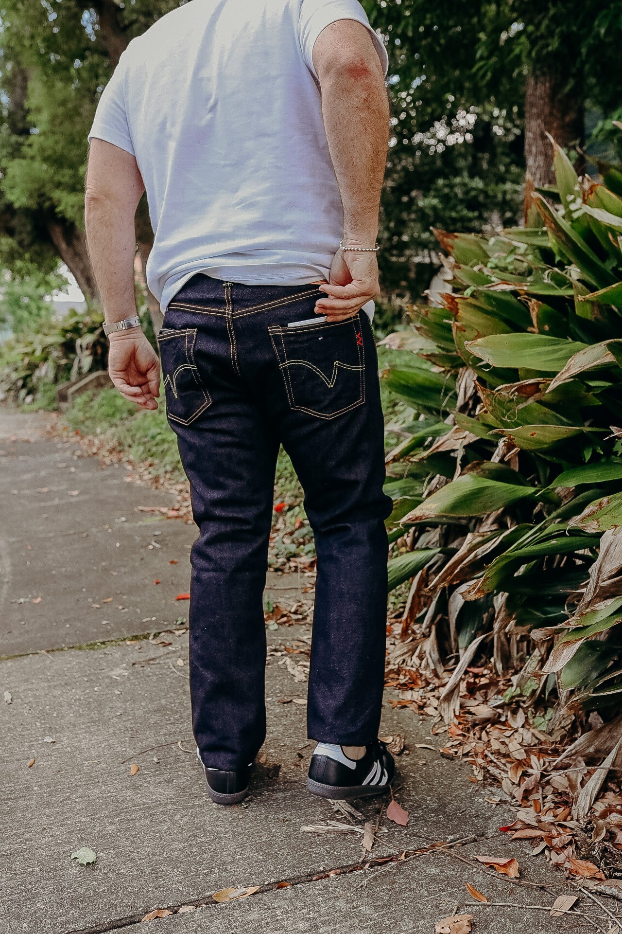 14oz 555 Broken Twill Selvedge Denim Super Slim Cut Jeans - Indigo