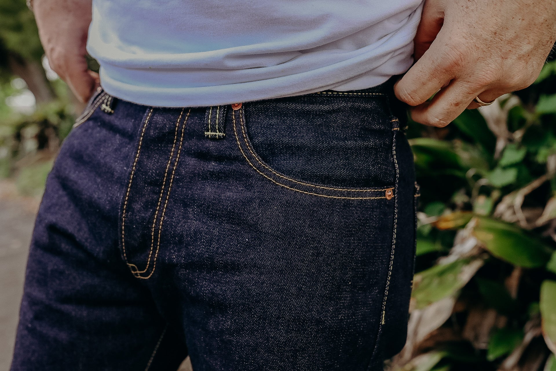14oz 555 Broken Twill Selvedge Denim Super Slim Cut Jeans - Indigo