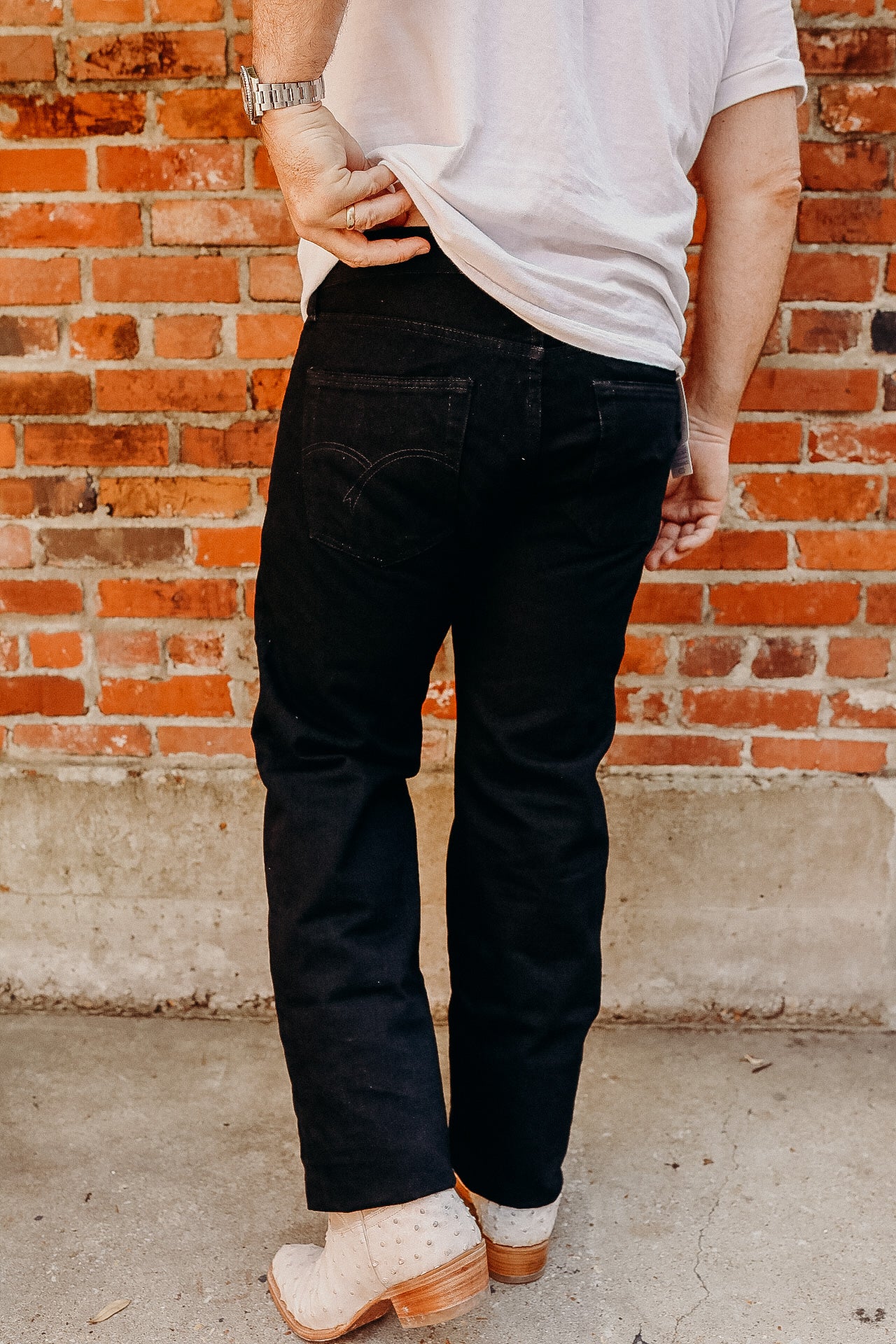 14.5 oz selvedge tapered straight black jeans