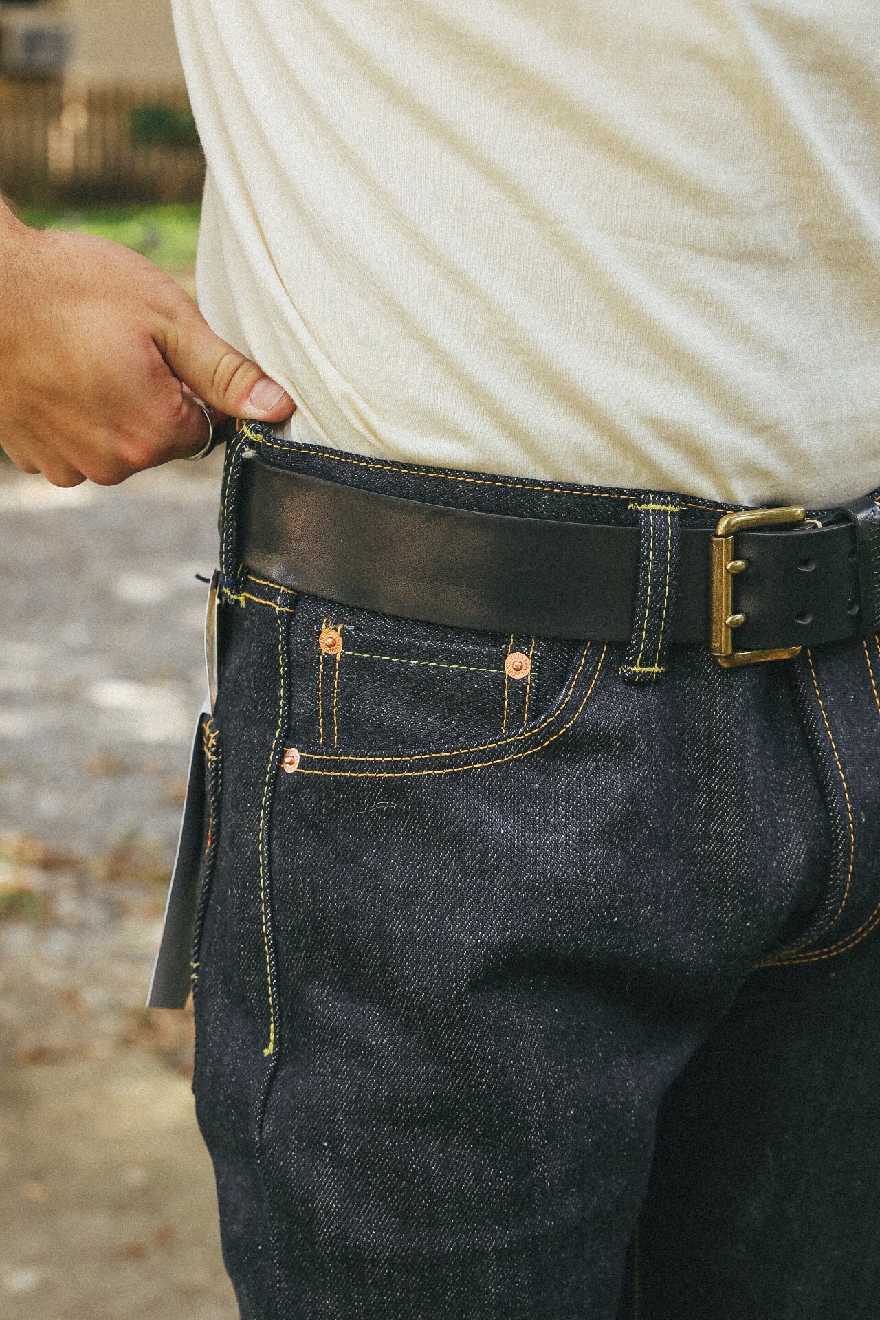 25oz Selvedge Denim Slim Tapered Cut Jeans - Indigo IH-777-XHS