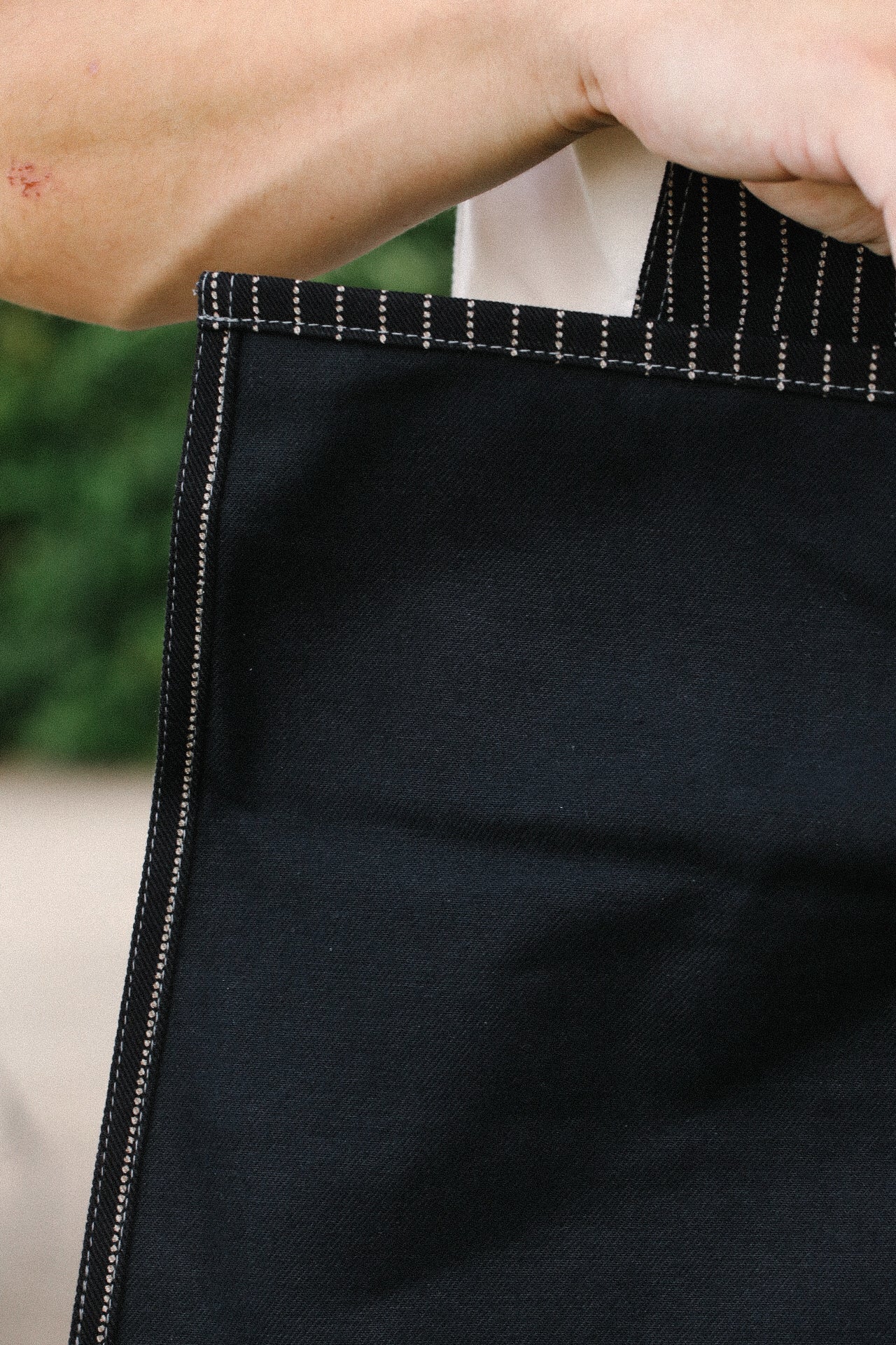12oz Wabash Apron - Black IHG-058-BLK