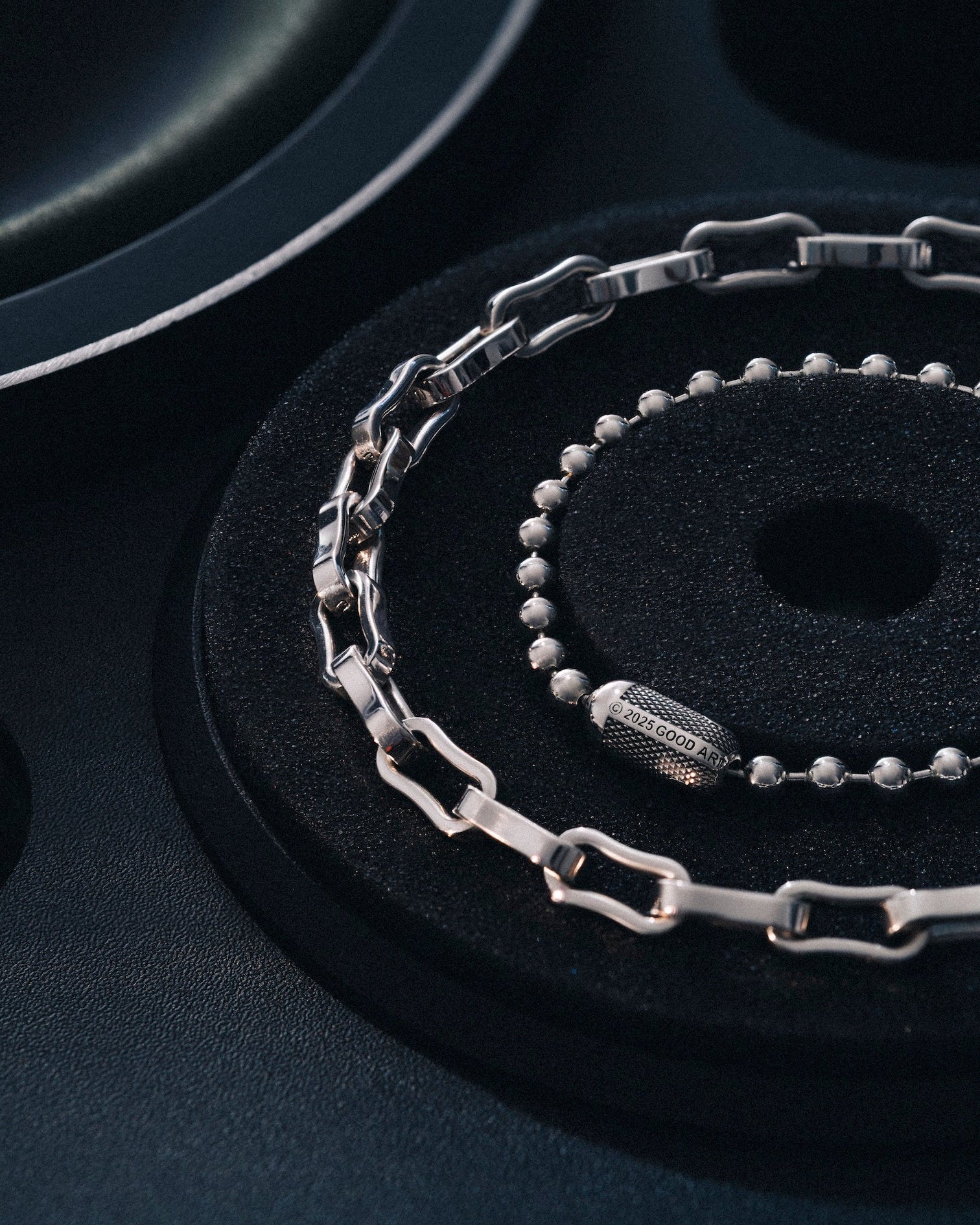 Good Art HLYWD Bottle Chain Bracelet - A