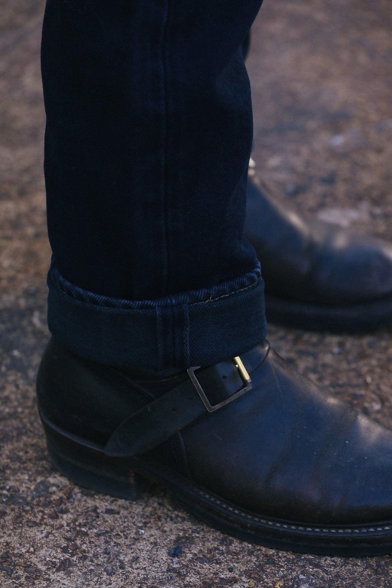 IH-555S-21od 21oz Selvedge Denim Super Slim Cut Jeans - Indigo Overdyed Black