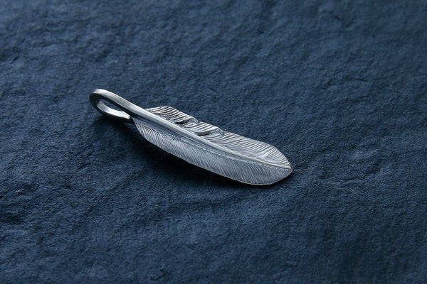 P-004R First Arrow's Feather Pendant- S