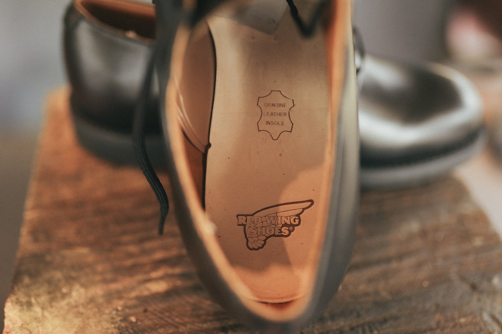 Postman Oxfords- Black (00101) – Iron Shop Provisions