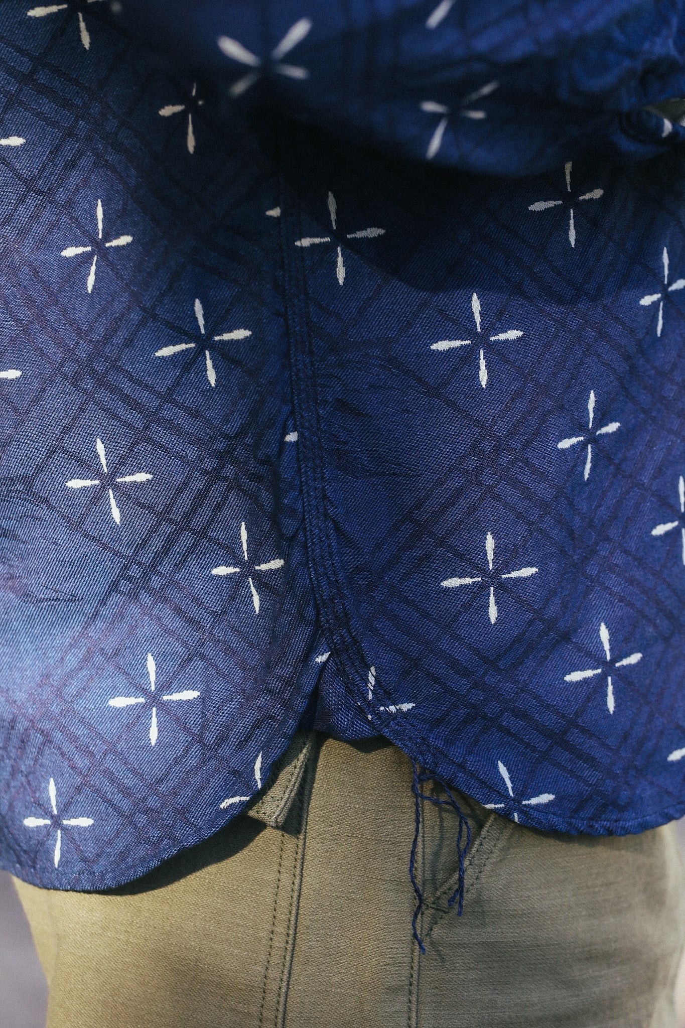 SSS25-02 Narihirabishi Goldfish Pattern Jacquard Work Shirt- Indigo