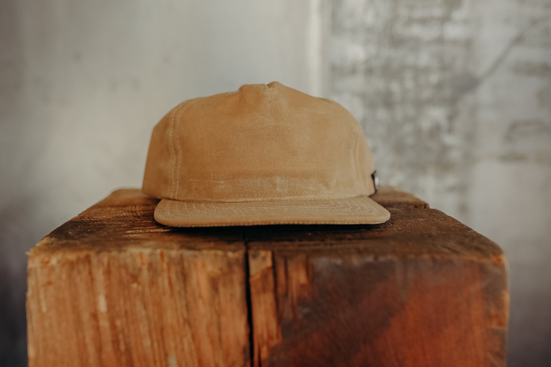 Waxed Vintage Trucker- Camel