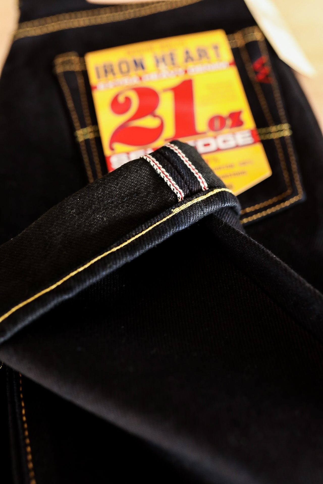21oz 888 Selvedge Denim Jeans - Indigo/Black