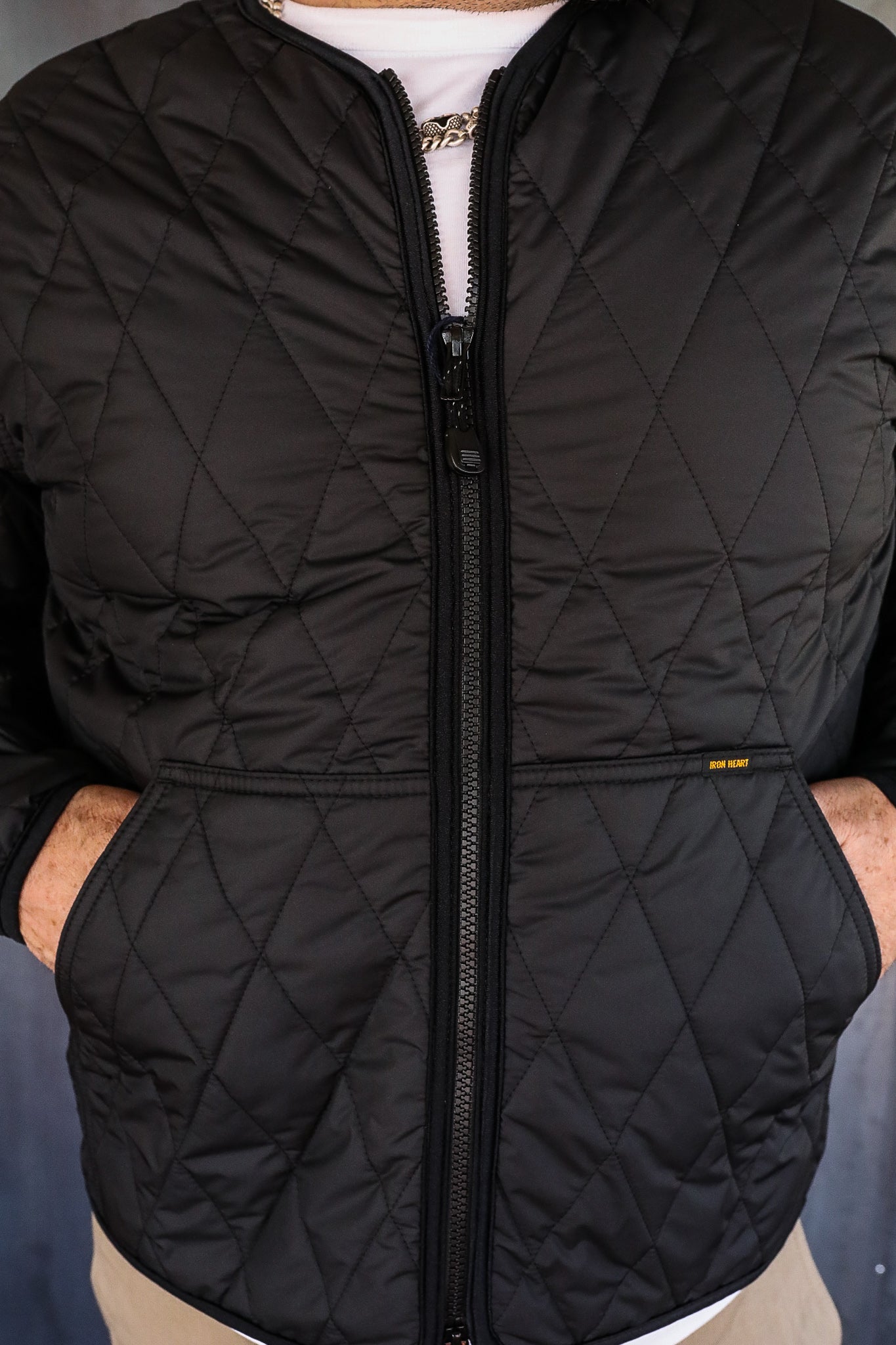 Collarless Lightweight Quilted Jacket - Black