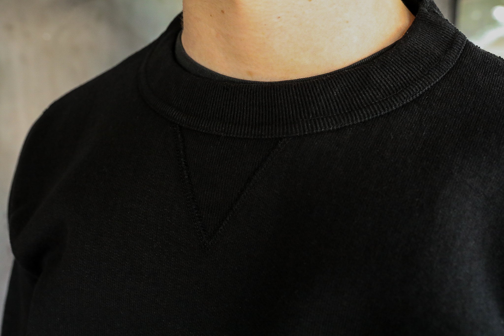 14oz Ultra Heavyweight Loopwheel Cotton Crew Neck Sweat - Black