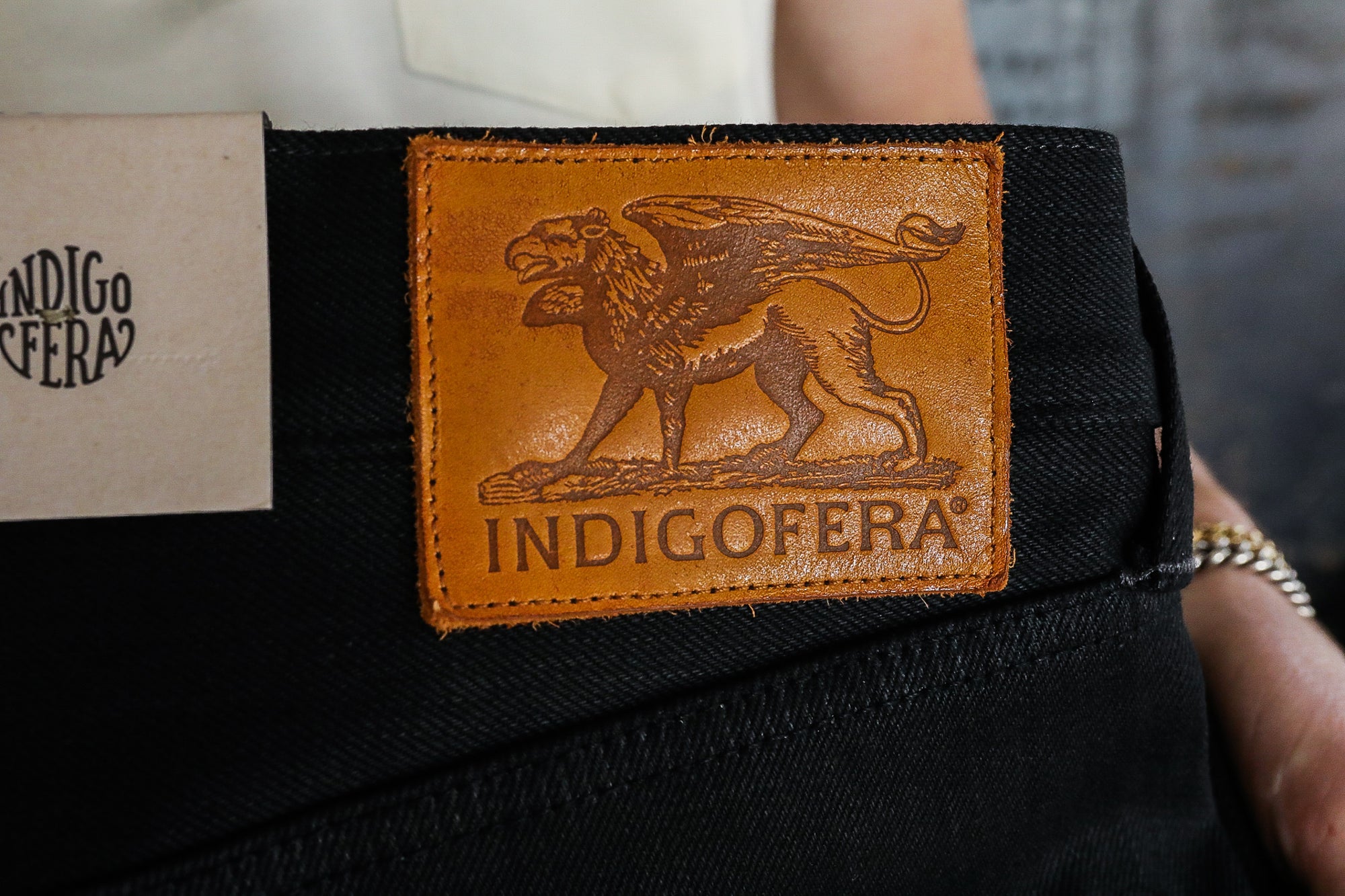 CLINT SLIM STRAIGHT FIT - MEDIUM RISE BLACK GUNPOWDER 14OZ DENIM