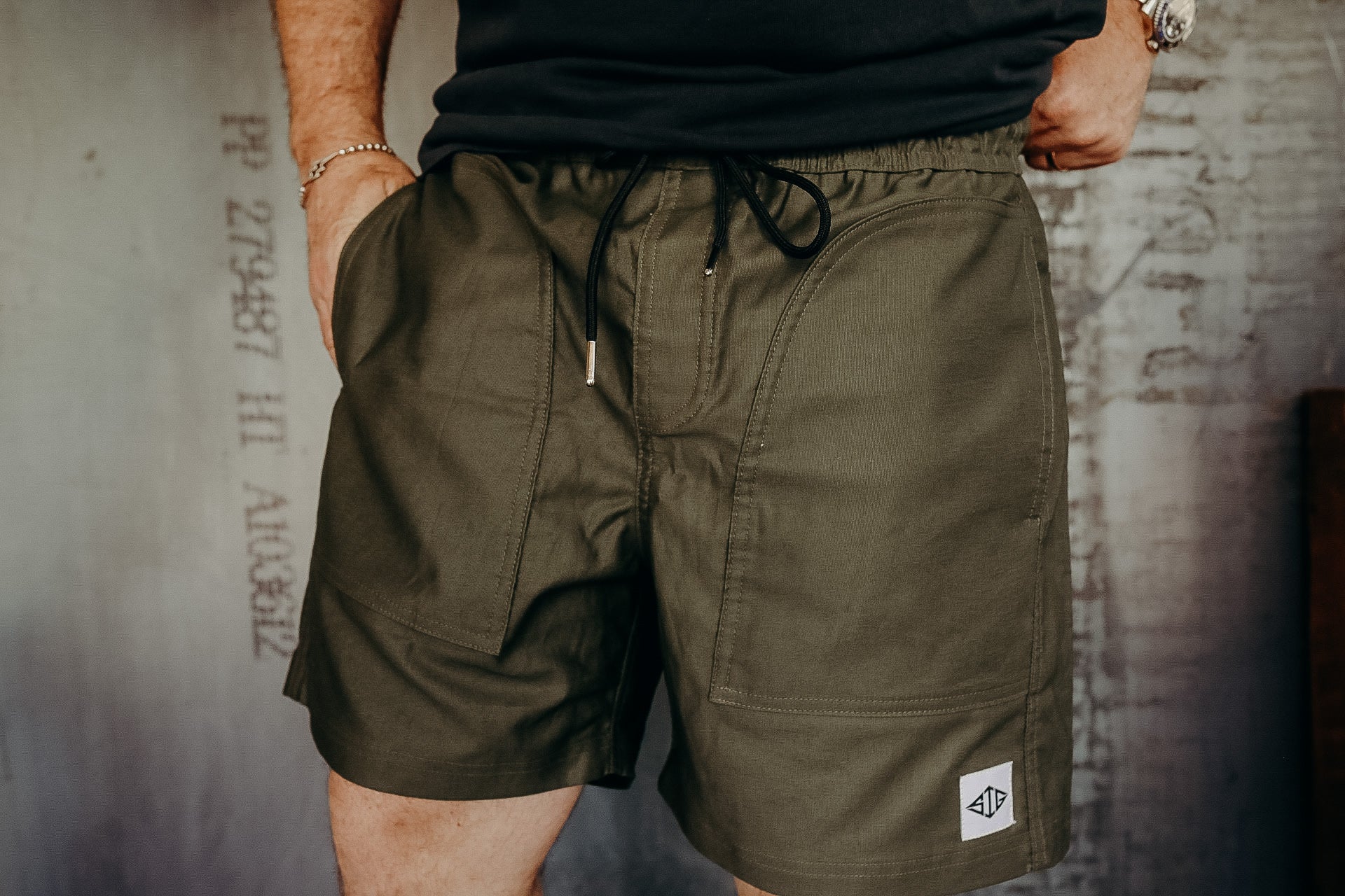 6&quot; Service Shorts in Olive
