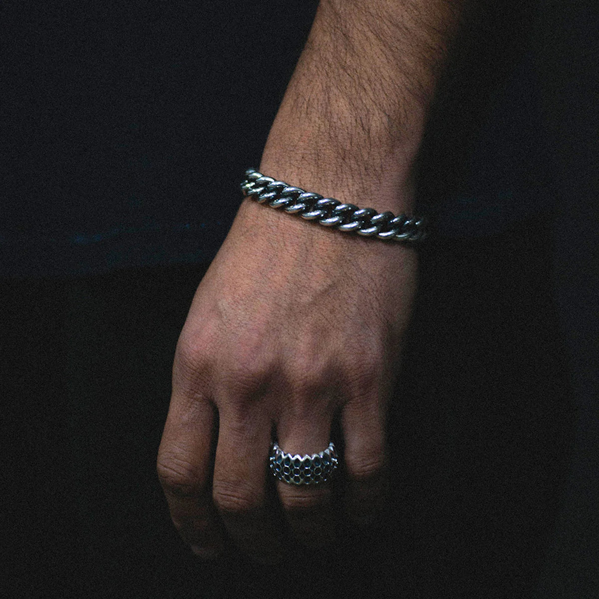 CURB CHAIN BRACELET - A