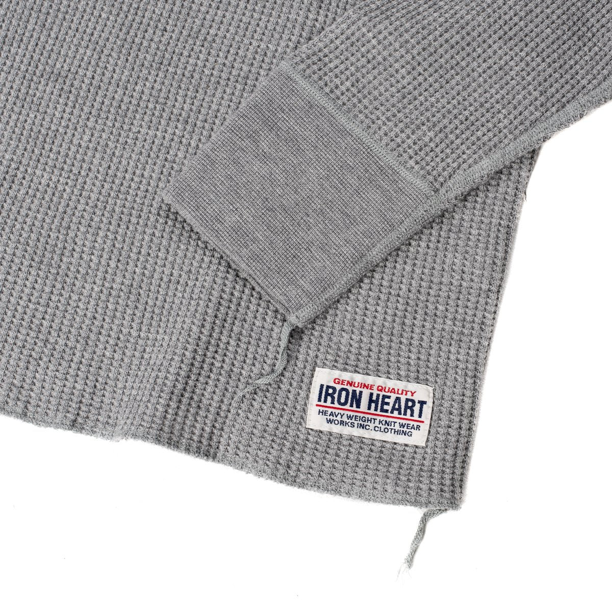 1213 Waffle Knit Long Sleeved Thermal Henley - Grey