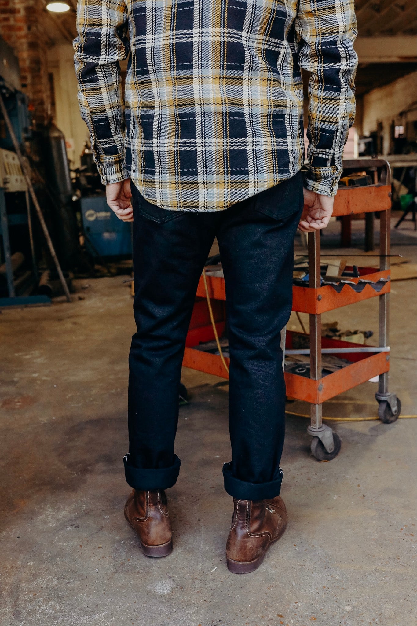 21oz Selvedge Denim Slim Cut Jeans - Superblack (Fades To Grey) IH-555S-SBG